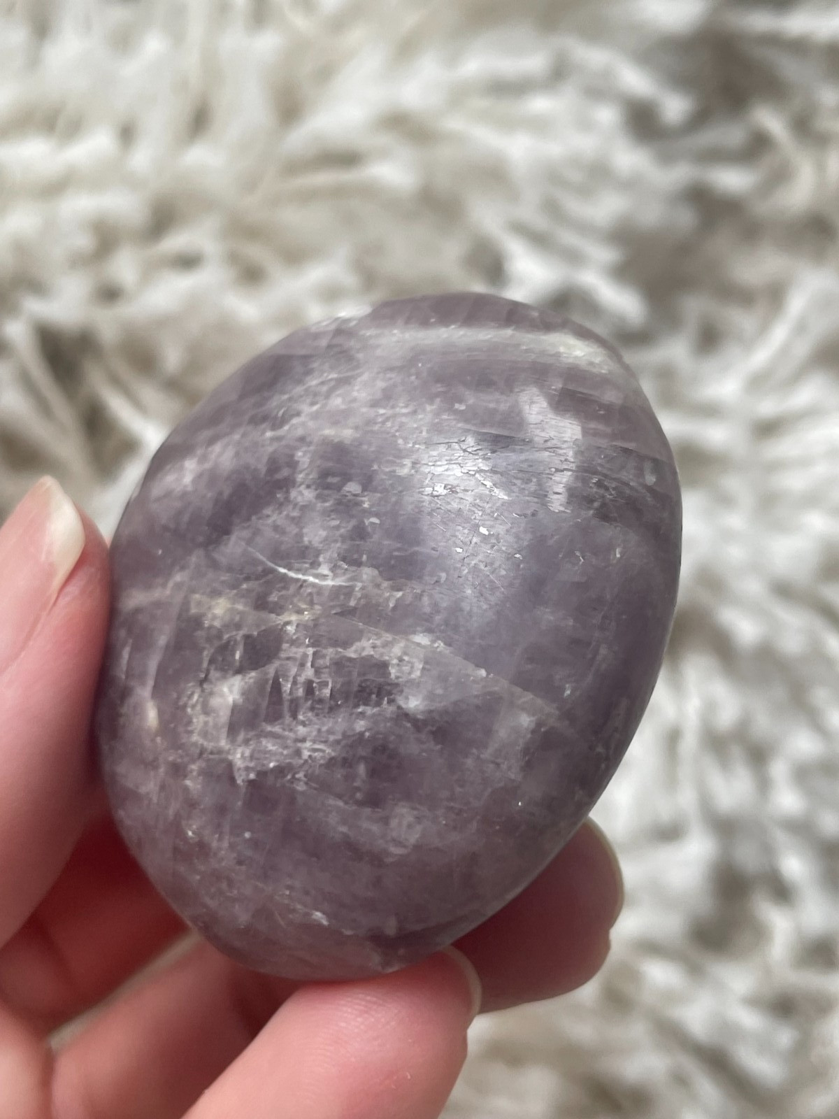 Purple Anhydrite Palmstone, Small – Spiritual Insight & Inner Peace (AP)