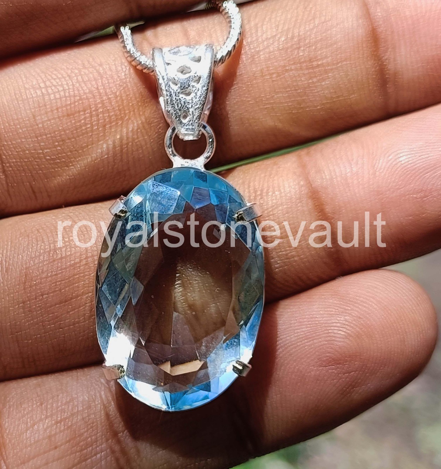 65.70 Ct Natural Blue Aquamarine Oval Shape 925 Silver Pendant IGL Gemstone 6AHV