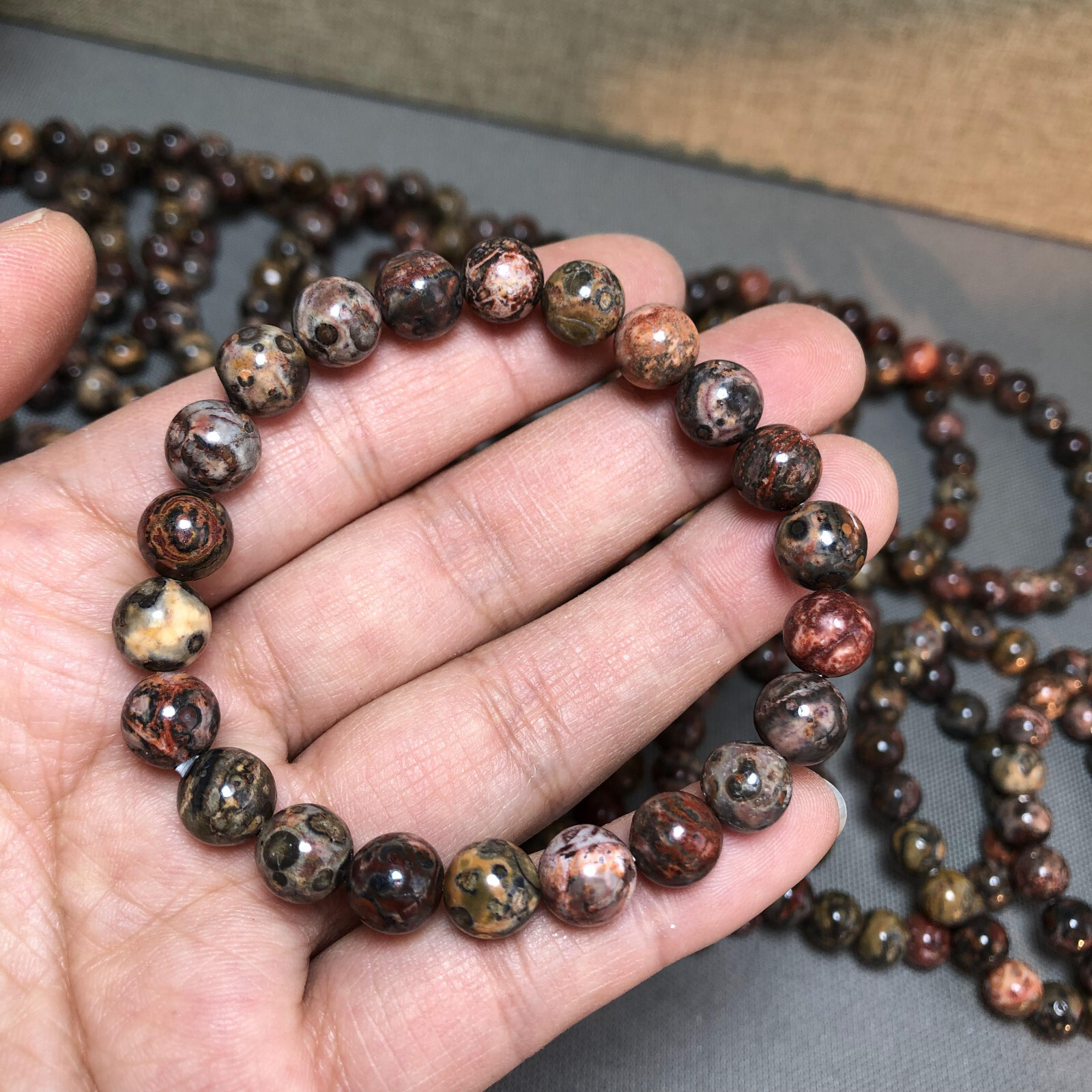 8mm Natural Leopard stone gemstone Crystal chain bracelet Specimen 16g A122102