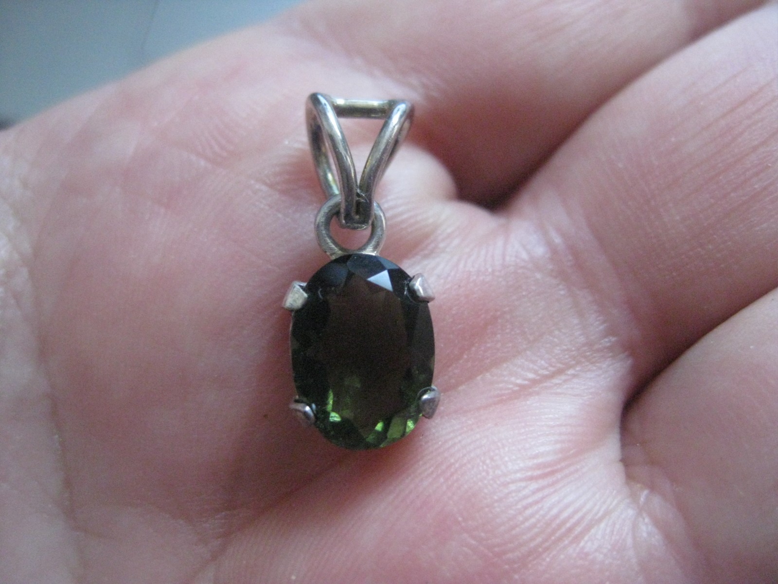 Moldavite pendant Nova Hospode,tektite genuine, Czechia impact glass
