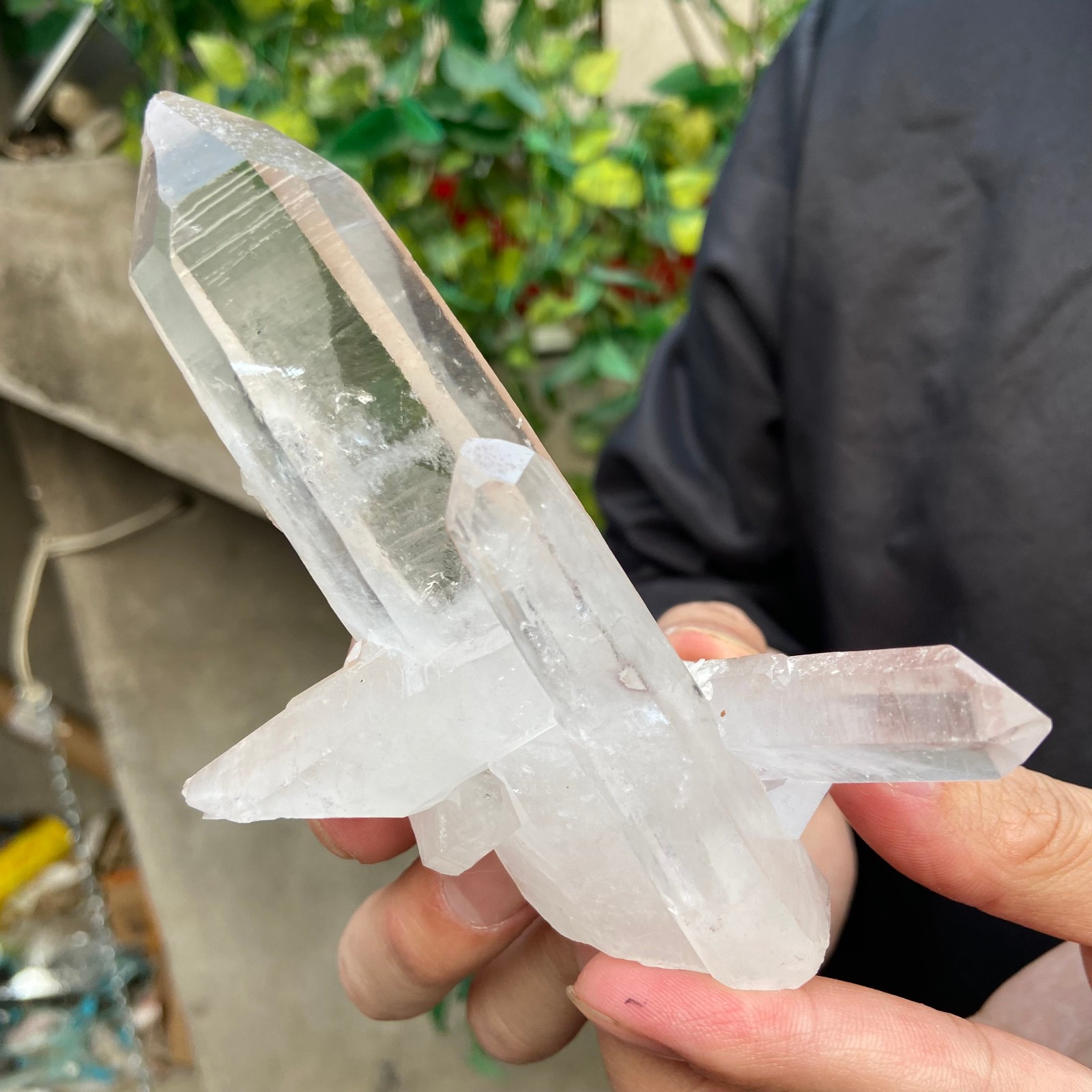 280g Natural Clear White Quartz Crystal Cluster Rough Healing Specimen
