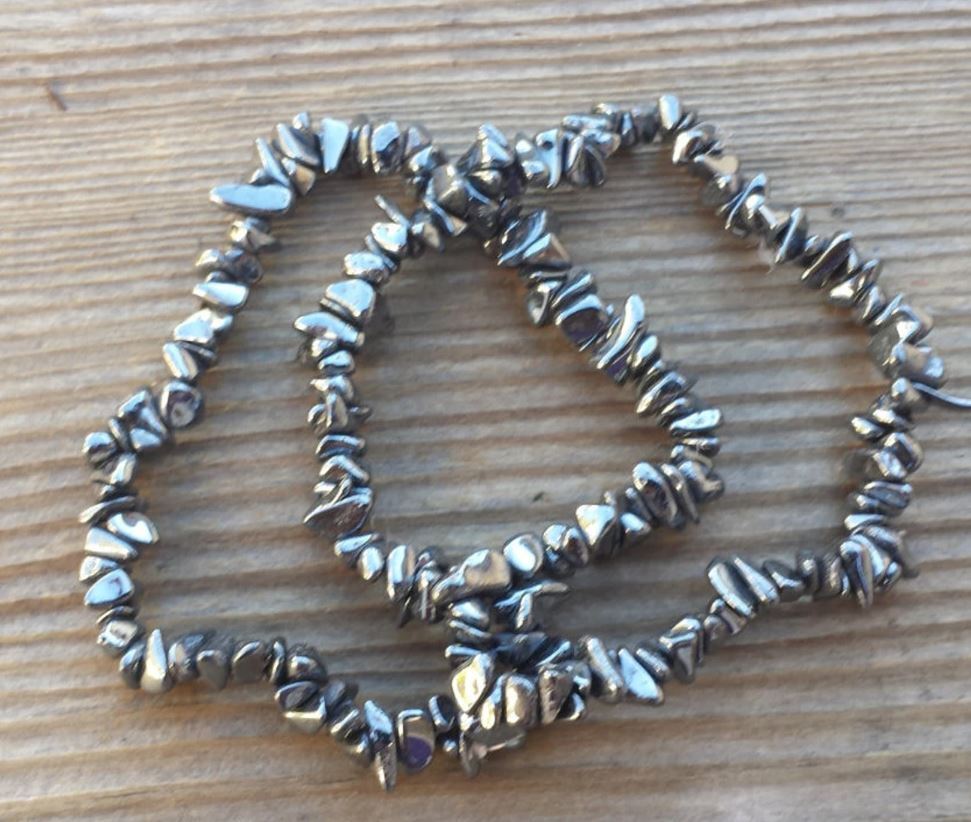 NATURAL HEMATITE STONE GEMSTONE STRETCHY CHIP BRACELET
