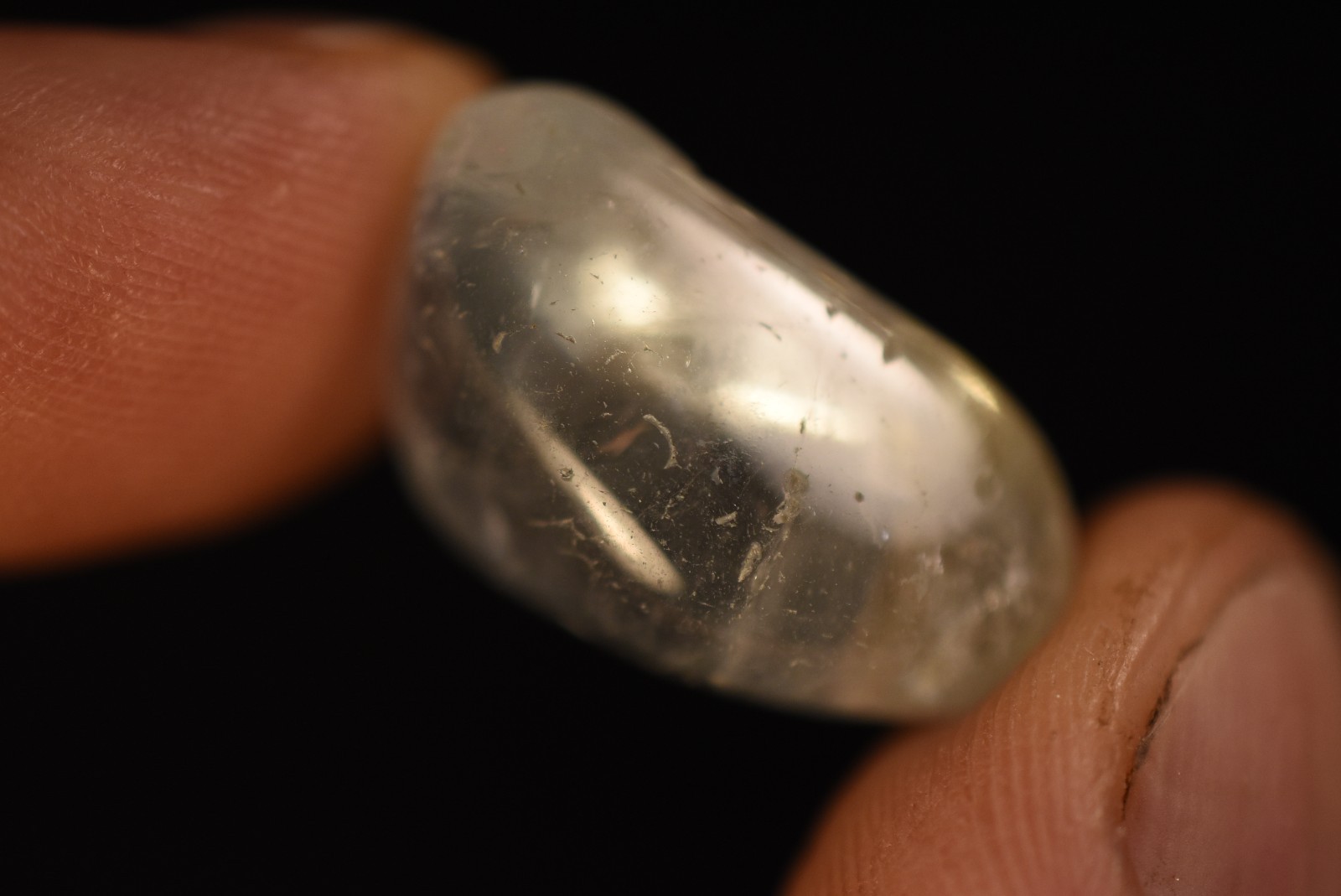 *BLUE TOPAZ* Tumbled Stone 2.4cm 7.8g Natural Clear Specimen
