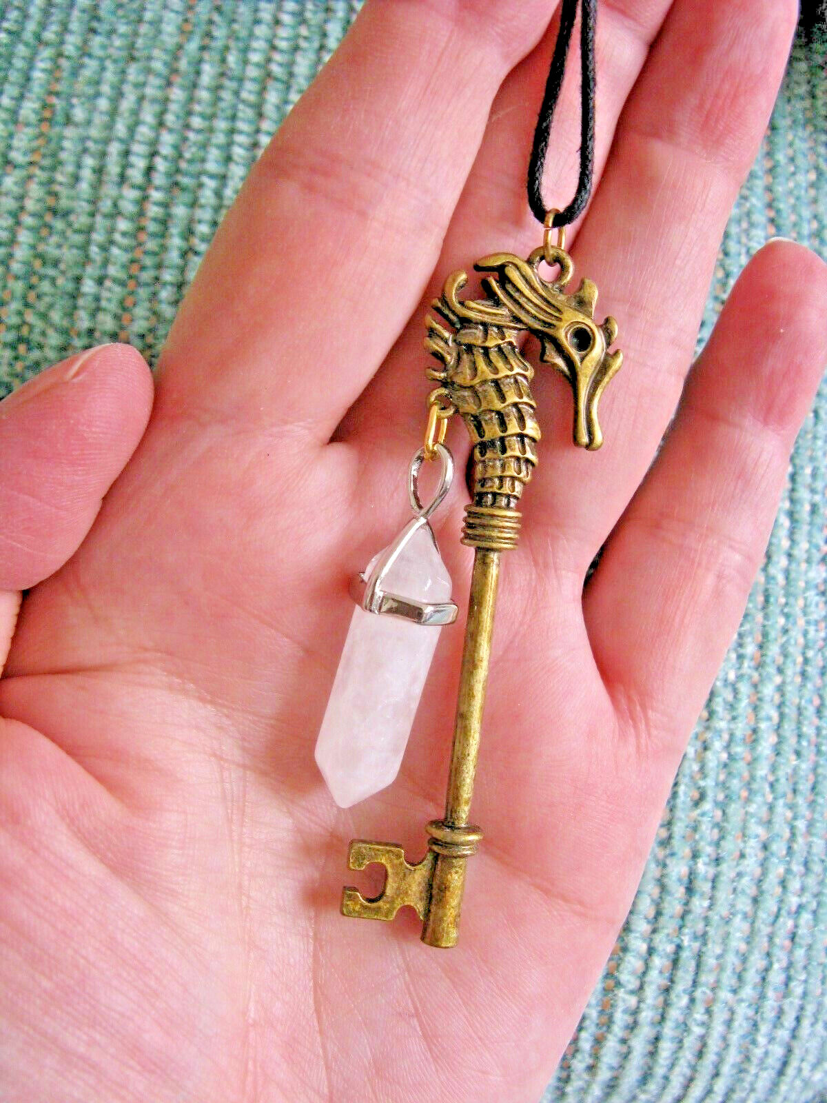 NEW RUSTIC OLD WORLD STYLE SEAHORSE KEY CORD PENDANT W/ NATURAL QUARTZ POINT