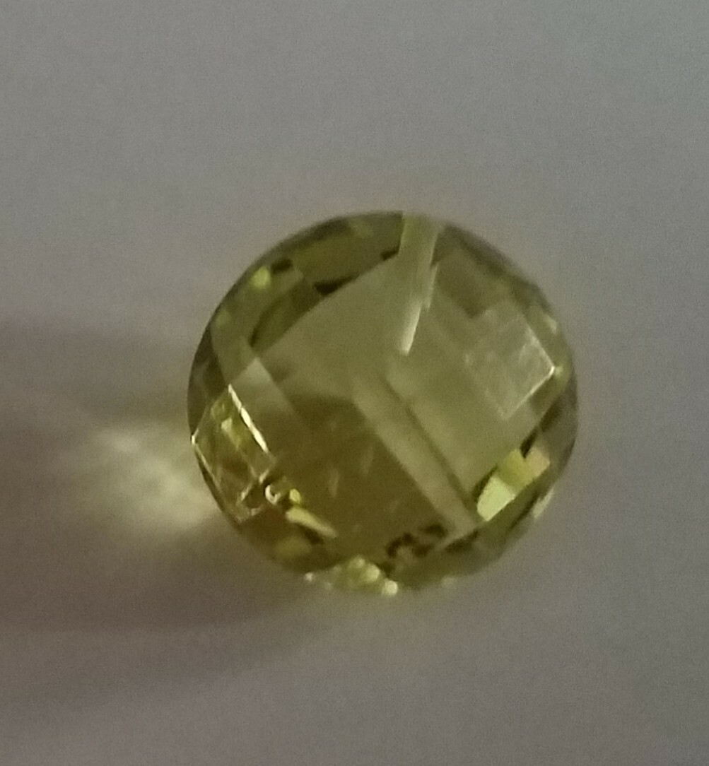 Lemon Quartz 10.0 Round Double Sided Half Drilled Capricorn, Checker Board cut