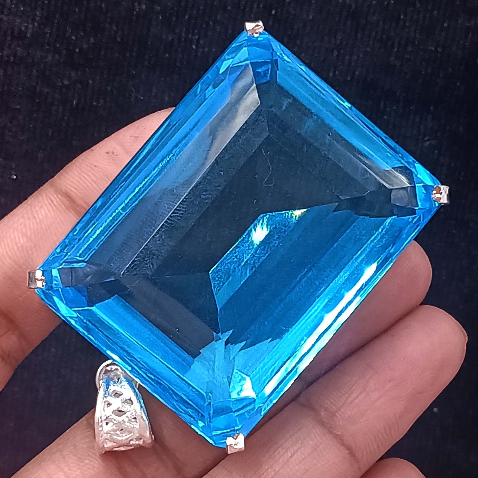 257 Ct Natural Blue Aquamarine IGL Emerald Cut Pendant 925 Sterling Silver 6FRW
