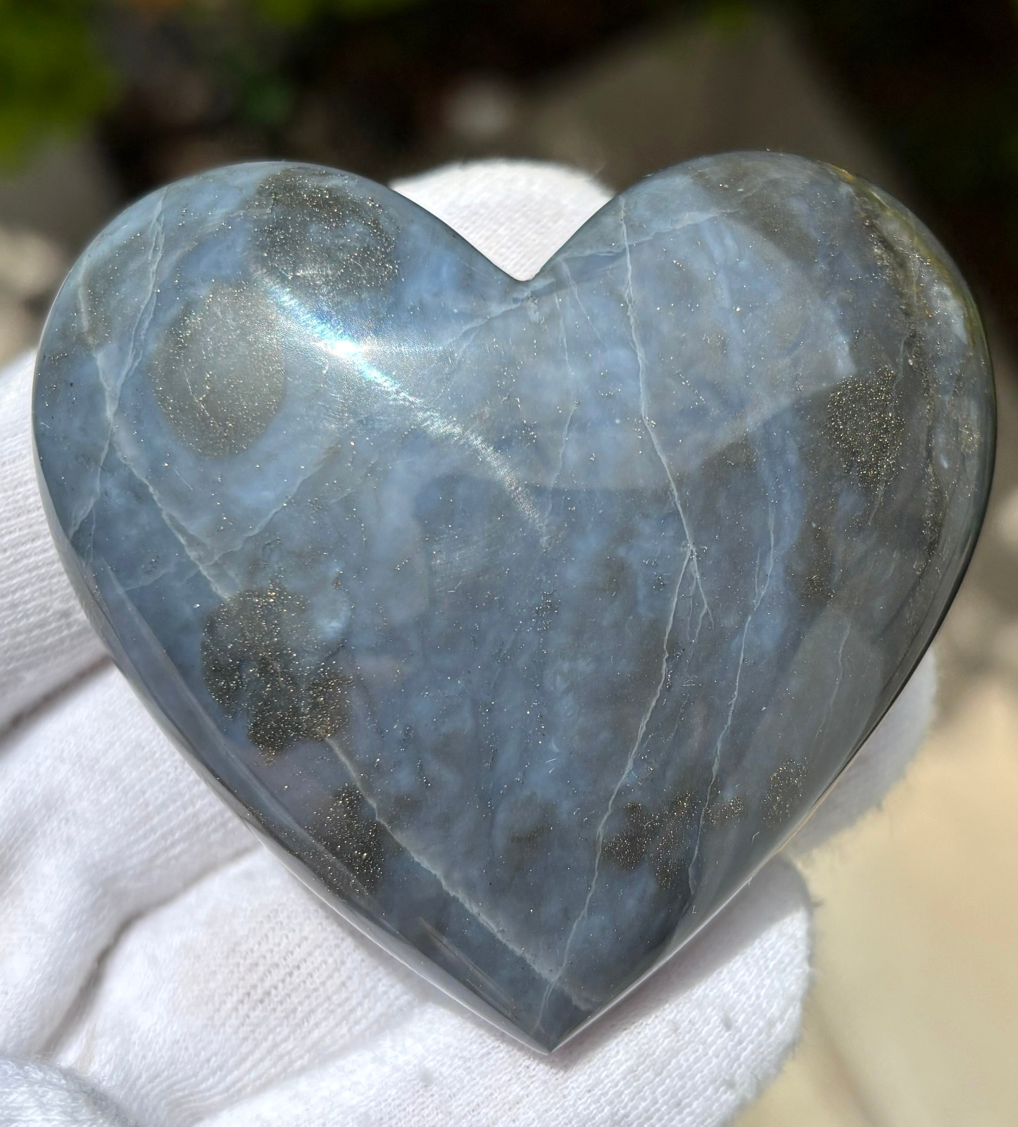 131g 2.37″ PURPLE (Dark Medium Blue) CHALCEDONY HEART PALMSTONE PALM STONE LARGE