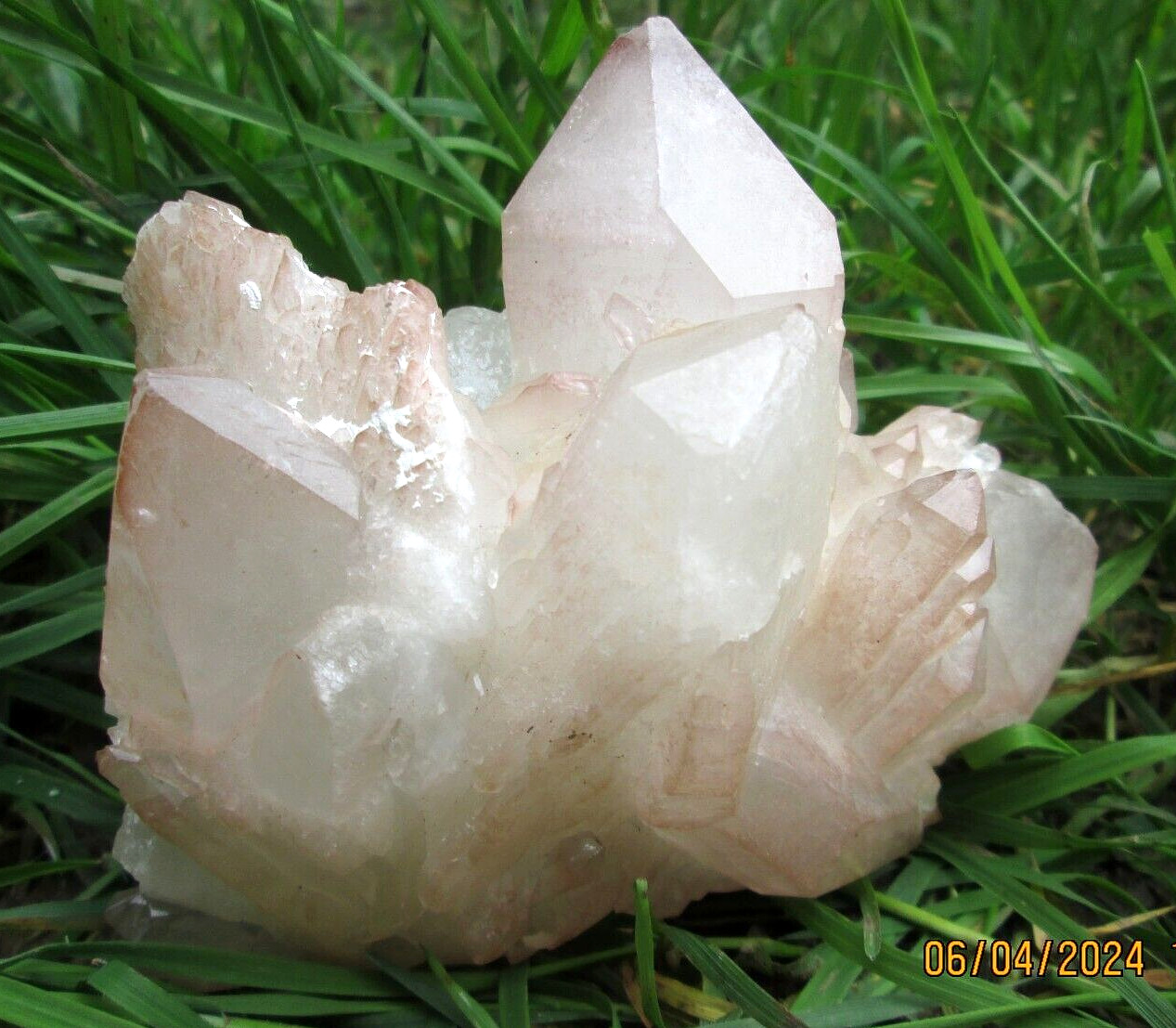 Natural Candle Quartz Cluster – 10x 8x 5cms 389.41g