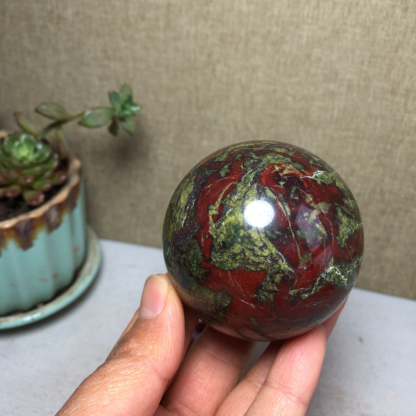 60mm Natural Dragon blood stone quartz crystal sphere ball healing 348g A4050