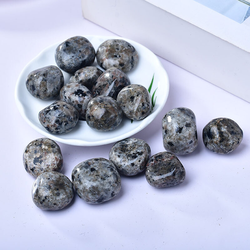 USA Natural Yooperlite UV Fluorescent Glowing Fire Rocks Flame Tumbled Stone