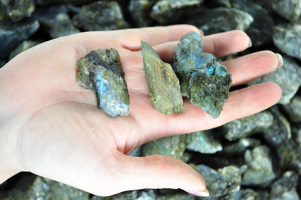 1/4 lb Labradorite Rough Stones -Natural Crystal Mineral Rock Specimens Tumbling