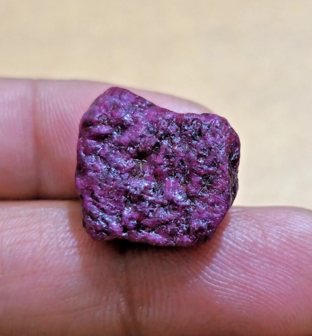 Terrific African Red Ruby 33.70 Crt Rough Size 19x19x8 MM Natural Loose Gemstone