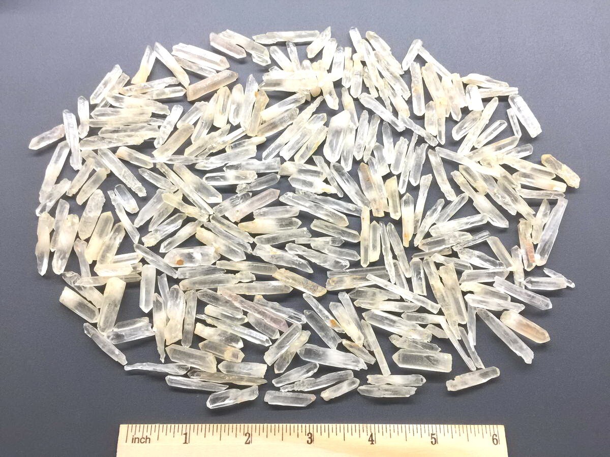 200pcs+ Tiny Natural Clear Quartz Crystal Points 1/2Lb Terminated Wand Healing