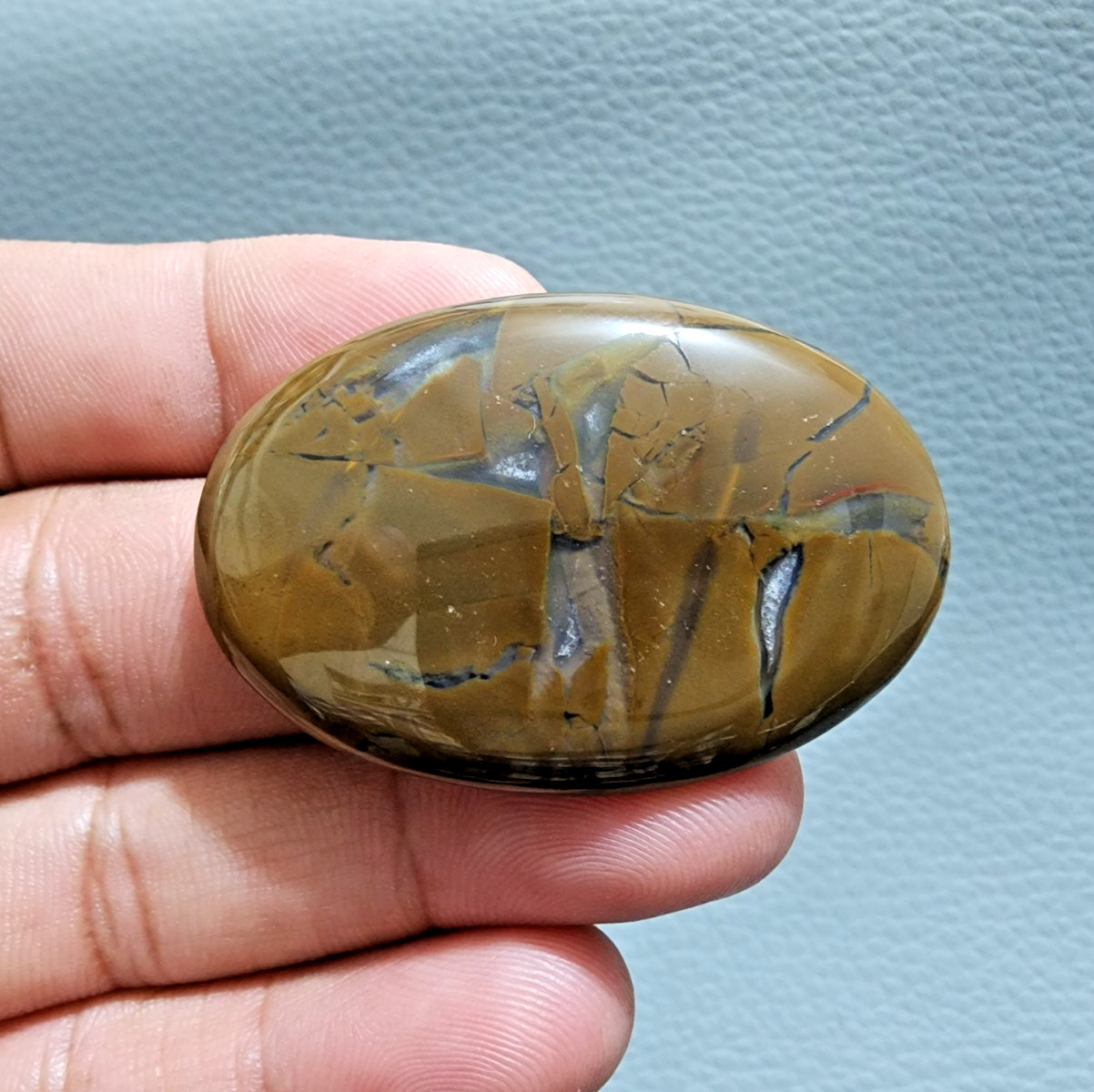 Top Quality Septarian Crystal Dragon Stone Oval Shape 84 Crt Gemstone Cabochon