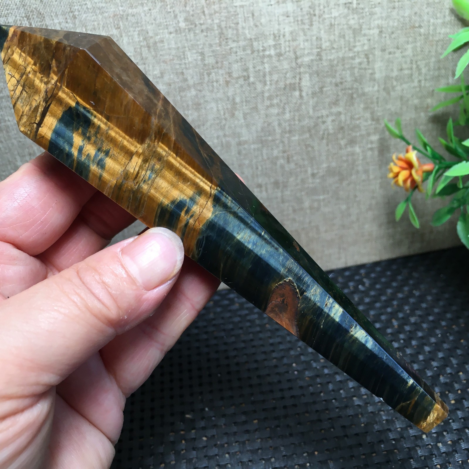 148g natural tiger-stone Quartz Crystal Wand Specimens fb1538