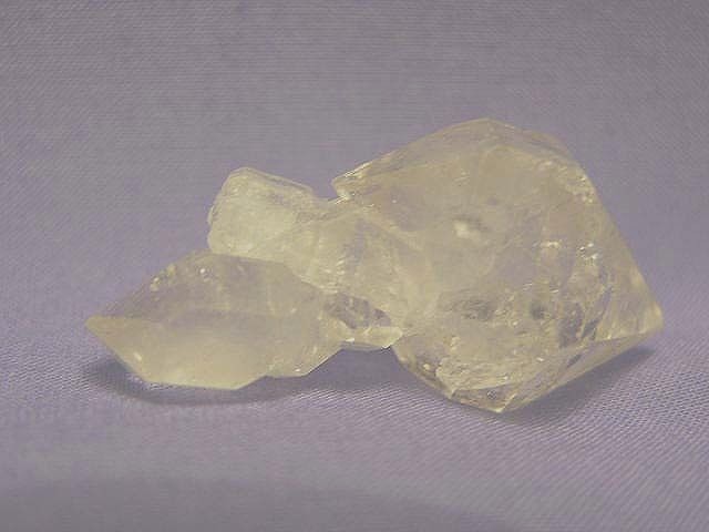 Quartz crystal twin DT septre RARE all natural Tibet 1 3/8×3/4 inch lio22