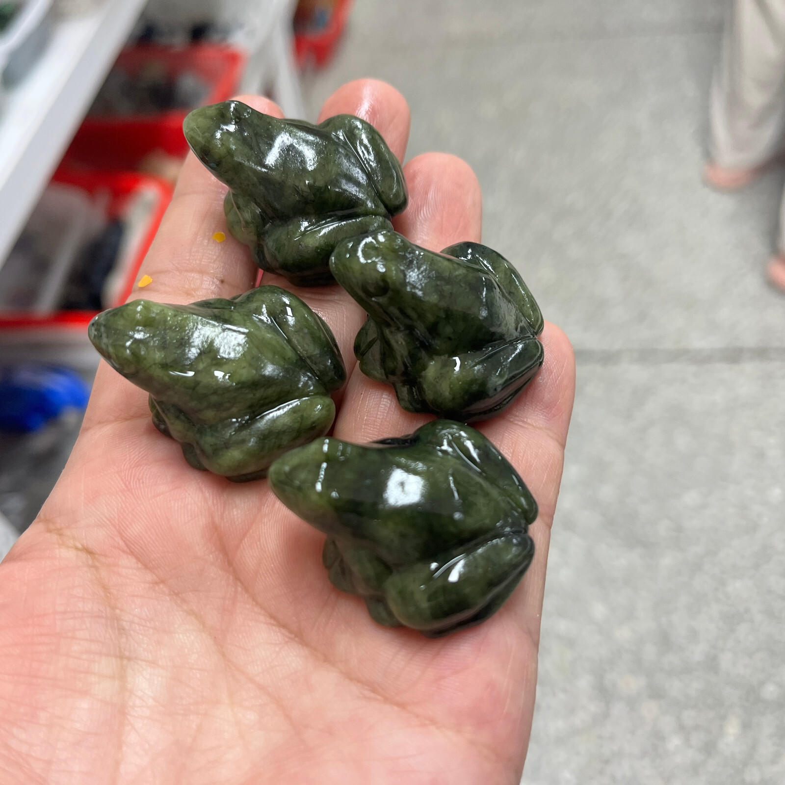 1pc Natural ophiolite Quartz hand-Carved frog skull Crystal Reiki healing decor