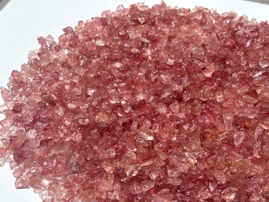 2000 Carat STRAWBERRY QUARTZ Mini Chips Tiny Gemstones Tumbled Crystal 5-8mm