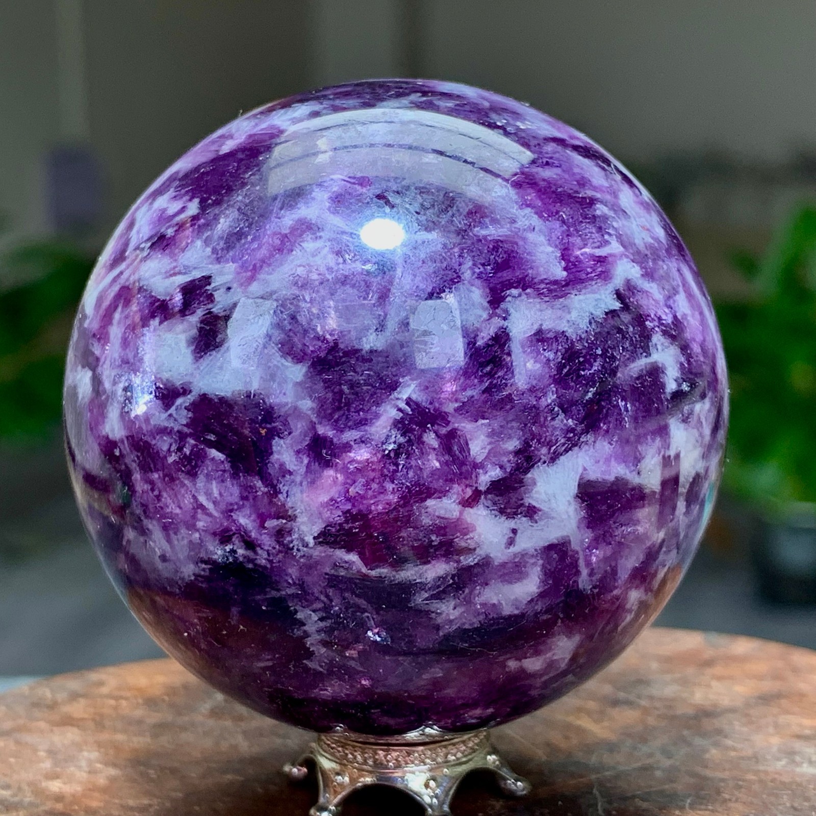 285G Natural Beautiful Purple Lithium Mica Crystal Spherical Mineral Sample