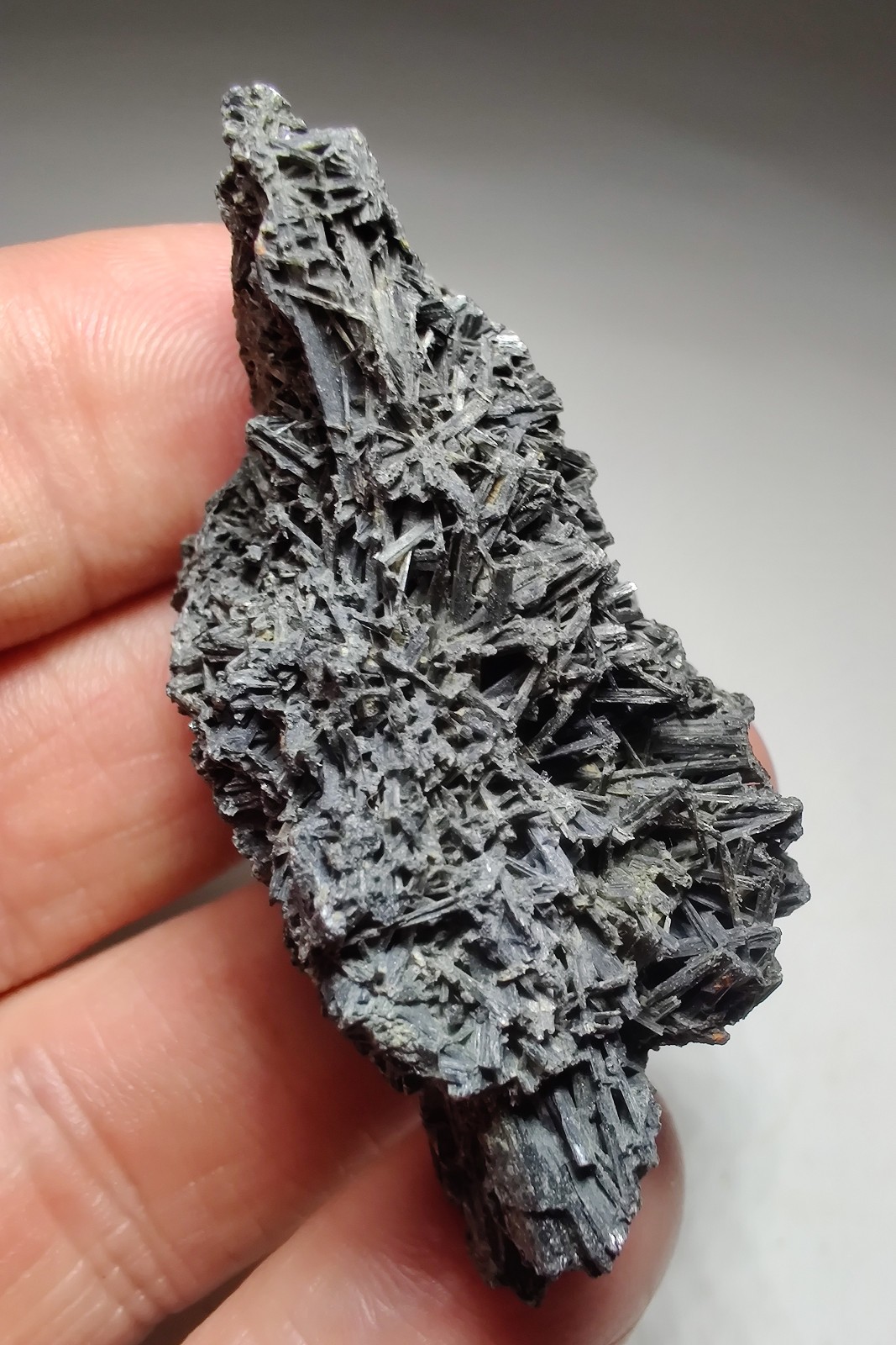 Jamesonite crystals, no matrix. Sombrerete, Zacatecus, Mexico. 6 cm.