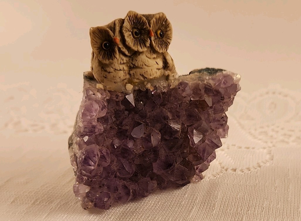 geode amethyst geode quartz cluster crystal with two resin owls perched 2.75in T