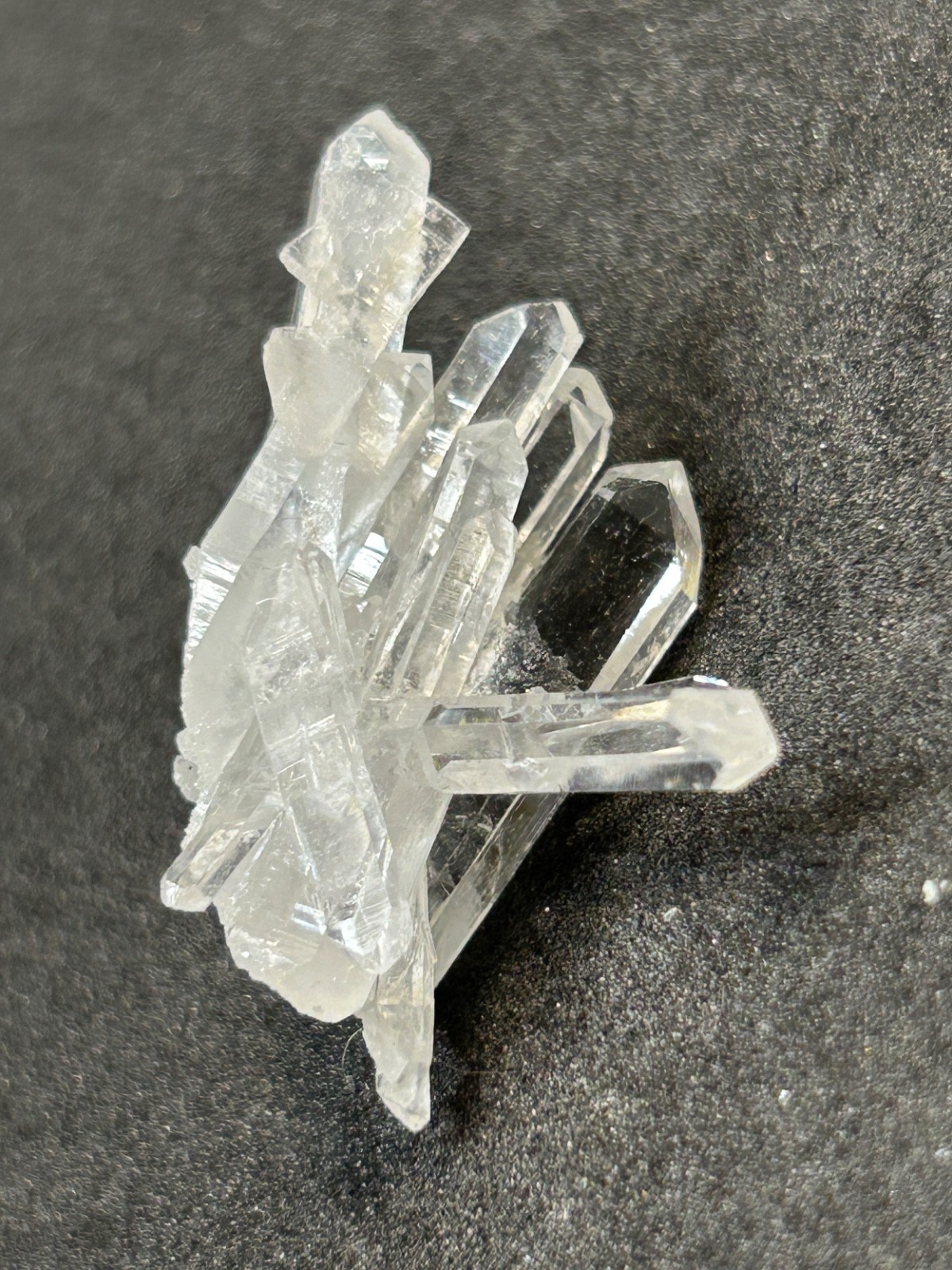 Natural Quartz Crystal Cluster from Pakistan 7.3g • Spray Formation #20