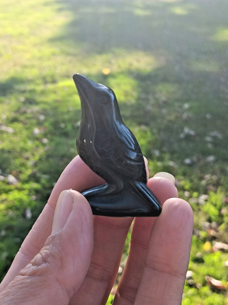 Natural Obsidian Crow Statue Raven Healing Protection Mascot Home Decorations