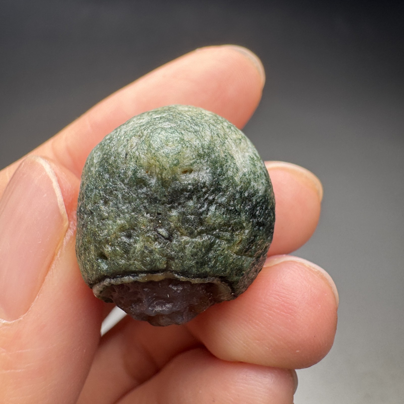 2.2cm/12.2G Raw Alxa Gobi Green Purple Single Relief Eye Agate #6693