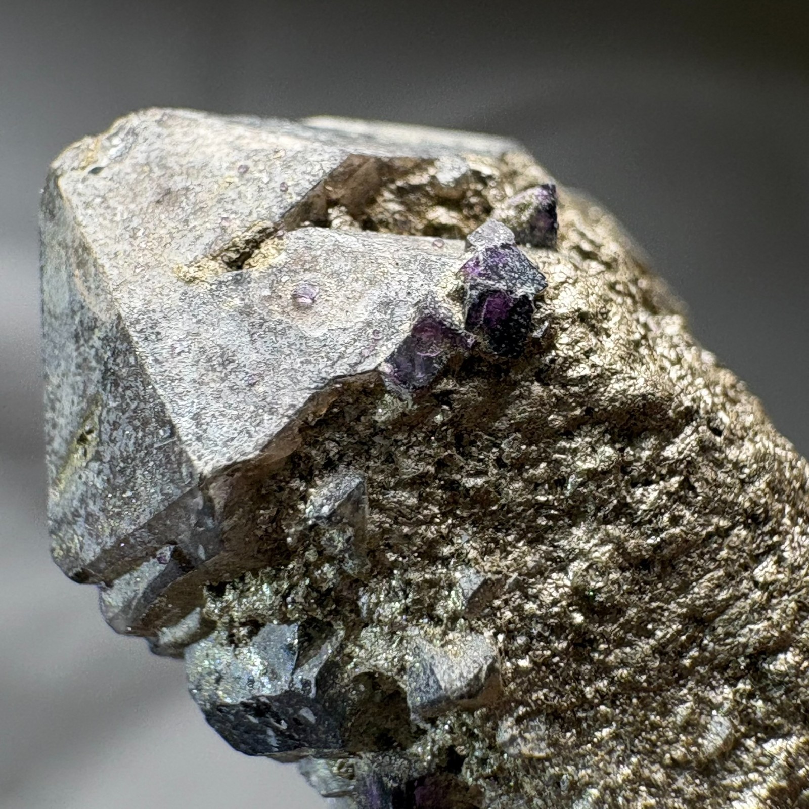 Natural Etched Flashy Point Rare Specimen Raw Mineral Healing with Acrylic Stand