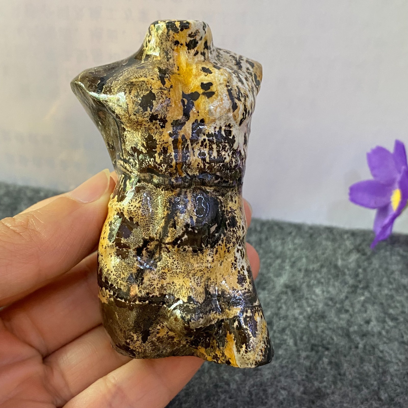 Rare 155G traditional Chinese painting hand-carved male model