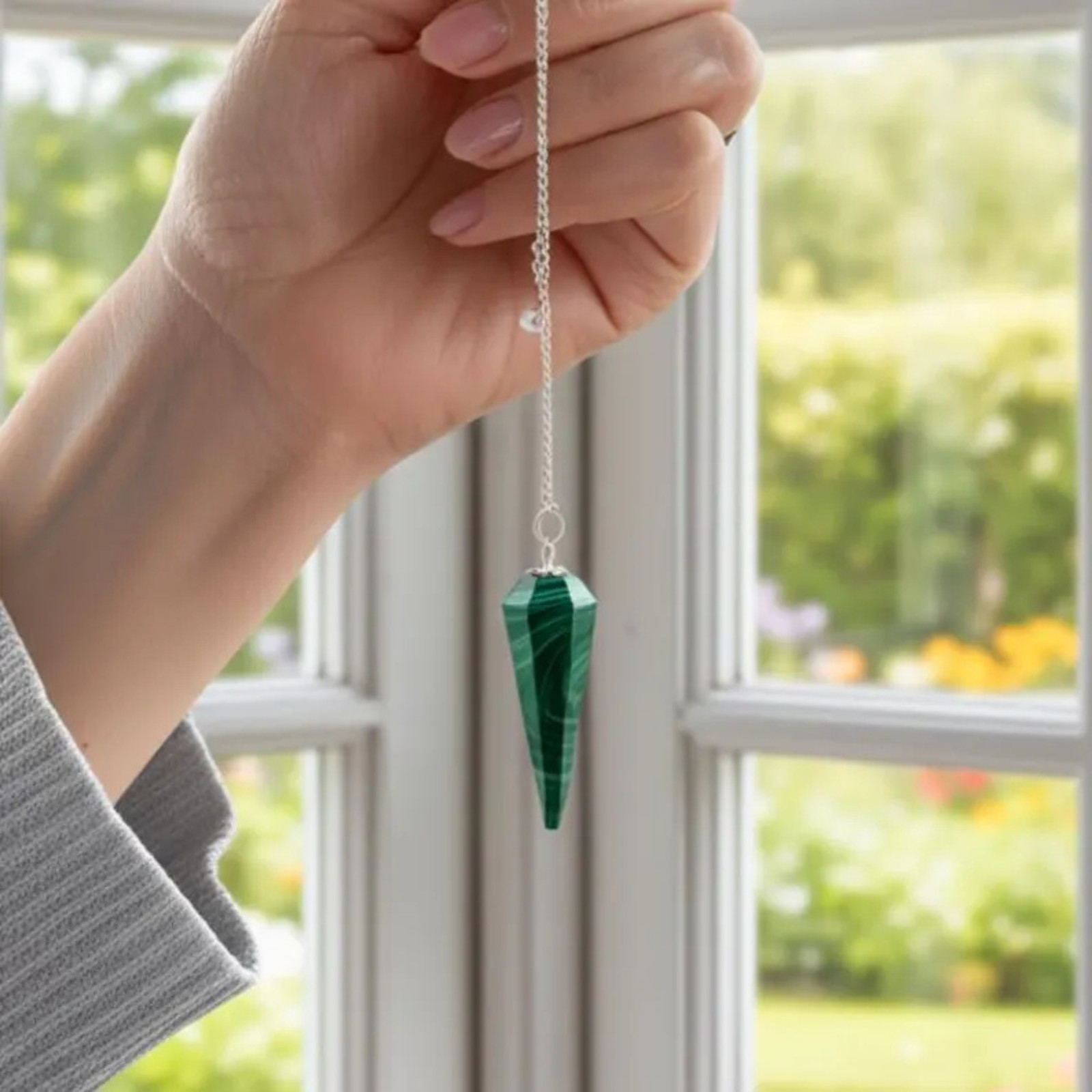 Green Malachite Pendulum Dowsing Tool for Spiritual Healing Chakra Balancing