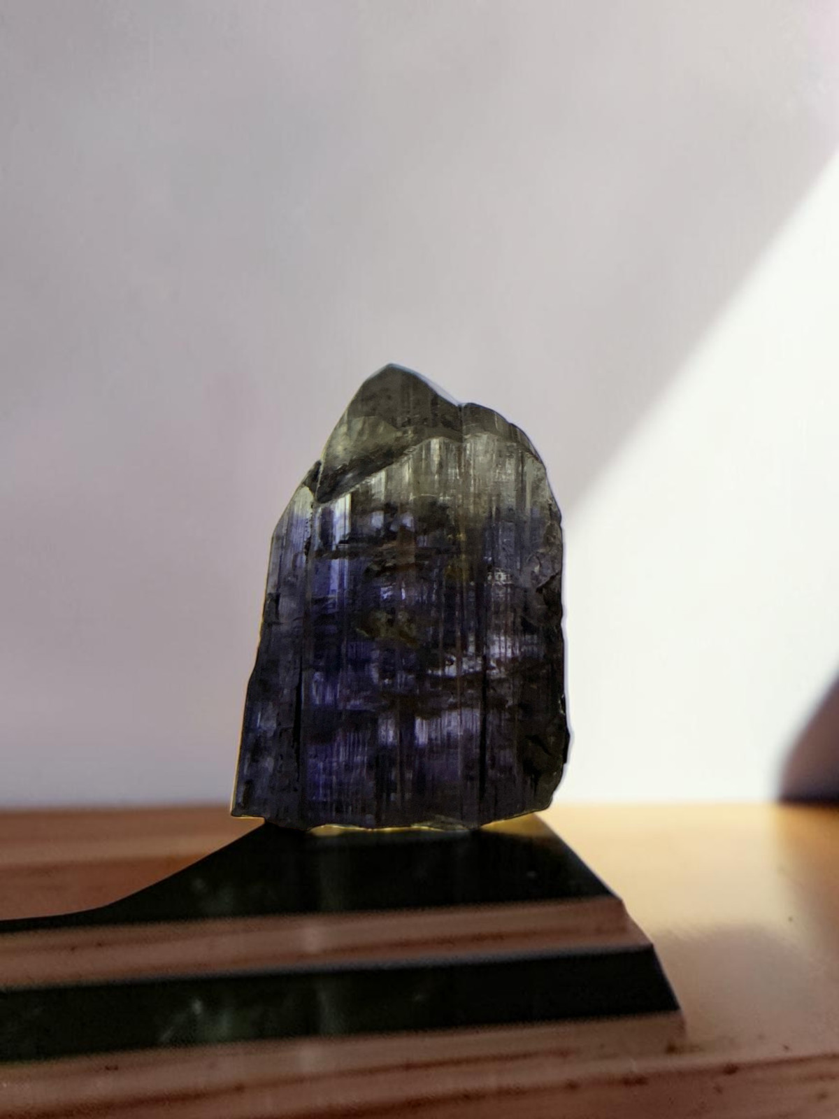 Fine Quality Natural Tanzanite Crystal Untreated Raw Gemstone 6 Carats 12x9x6mm