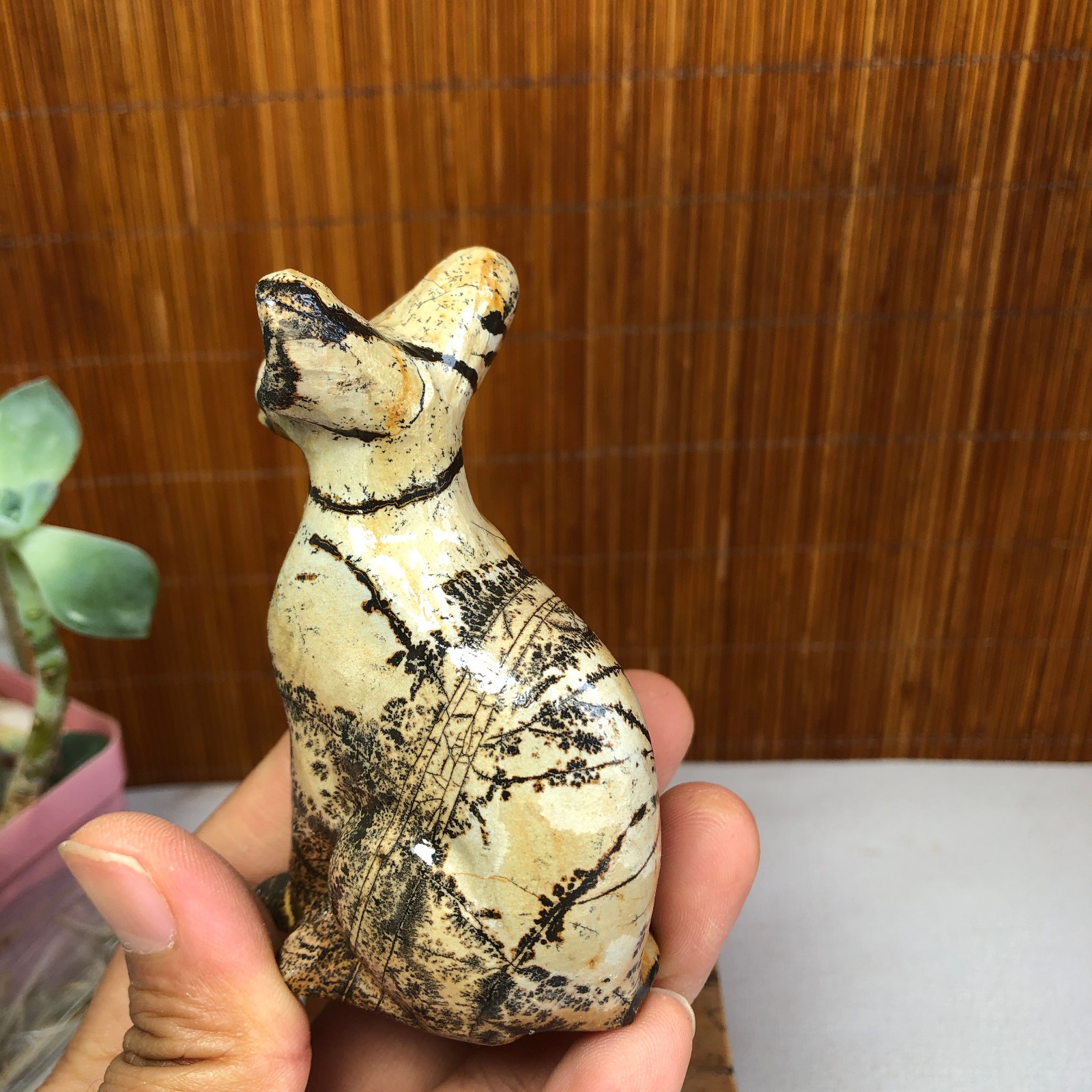 Rare Natural Traditional Chinese Painting Hand Carving Animal Model 136g g8397