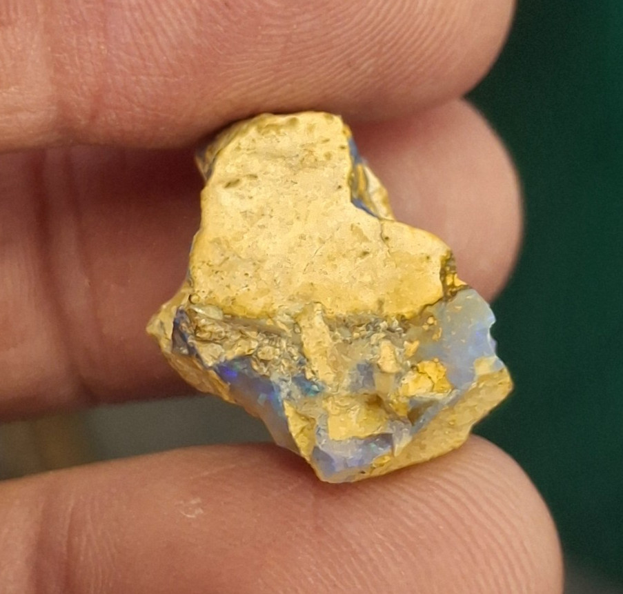 Nice Opal Piece…18 carat