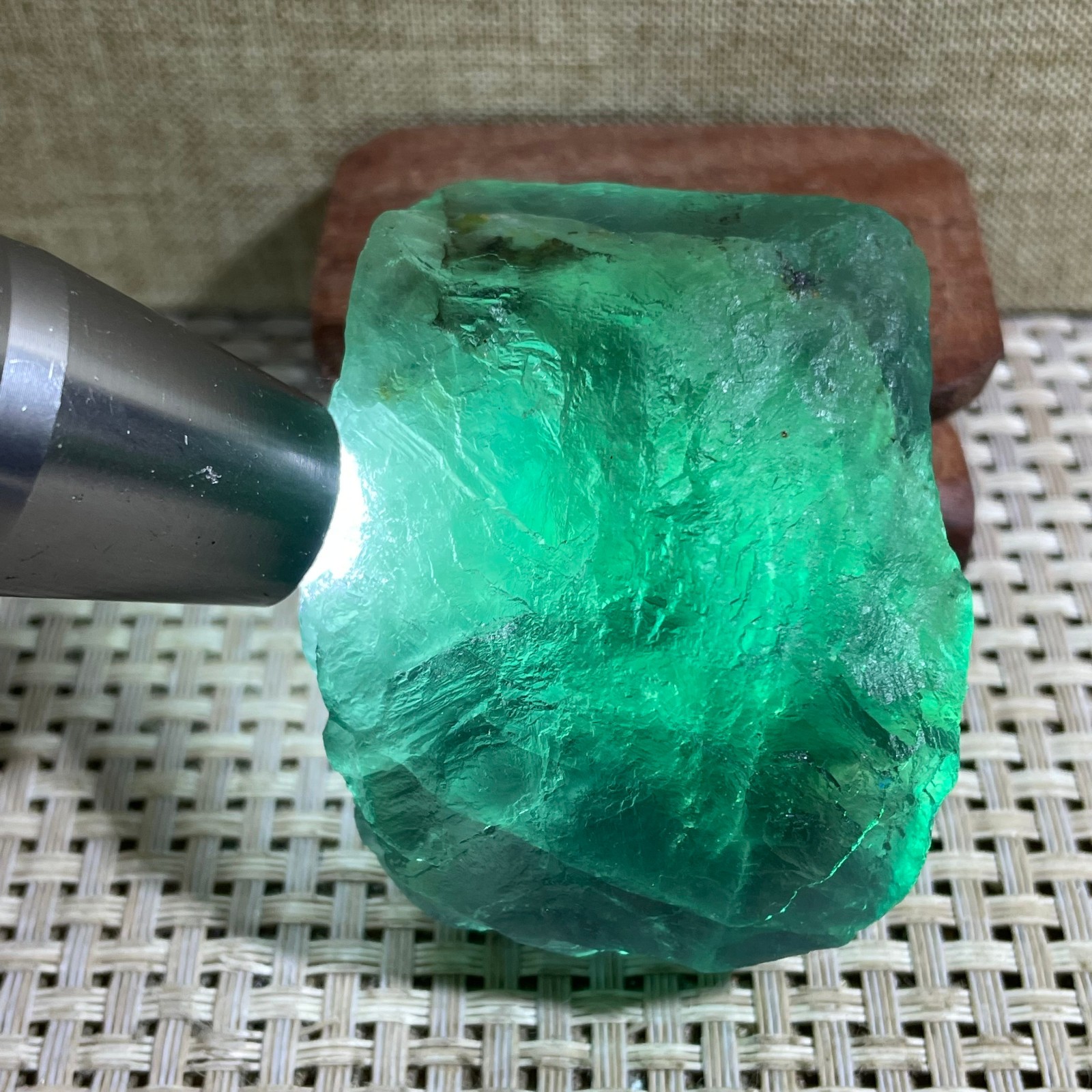 165g beautiful Rainbow Fluorite Rough stone specimens cure