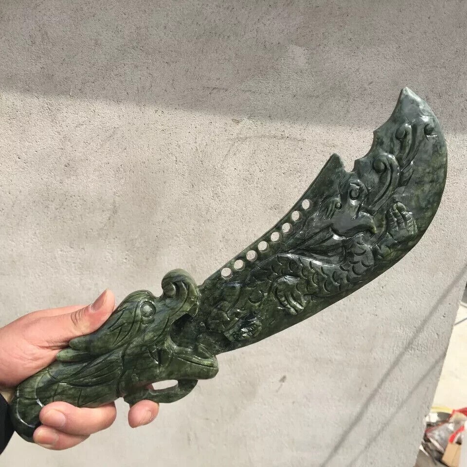 2.6~2.8LB 1PC Natural jade carving dragon head dao reiki skull crystal specimen