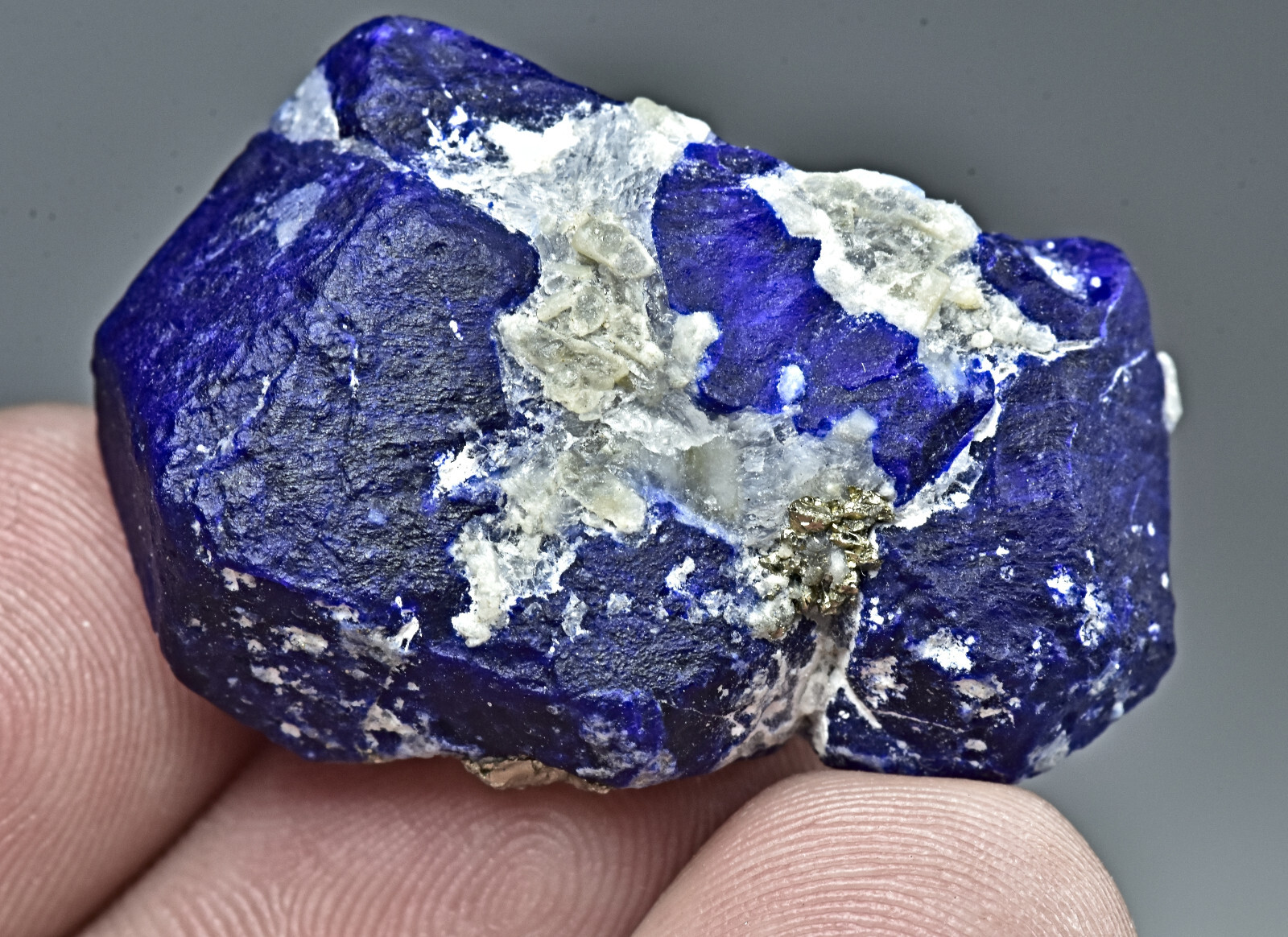 71 Carat Amazing Top Quality Terminated Lazurite Crystal With Pyrite& Forsterite