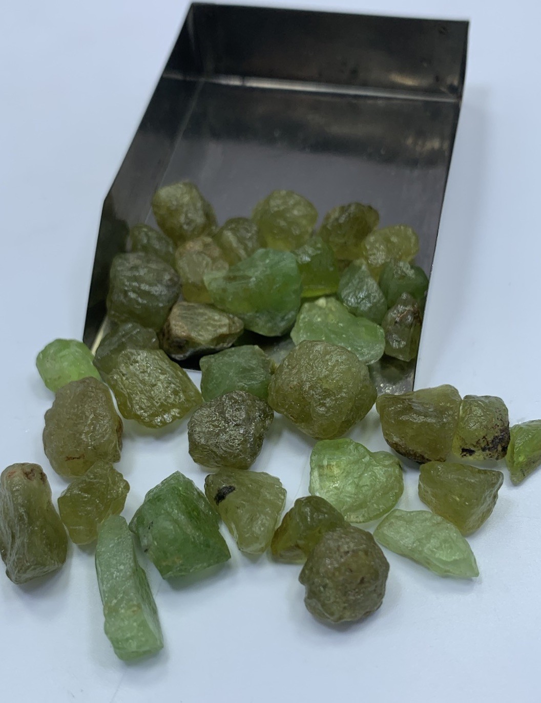 270 Ct Natural Rough Lot Peridot From Pakistan
