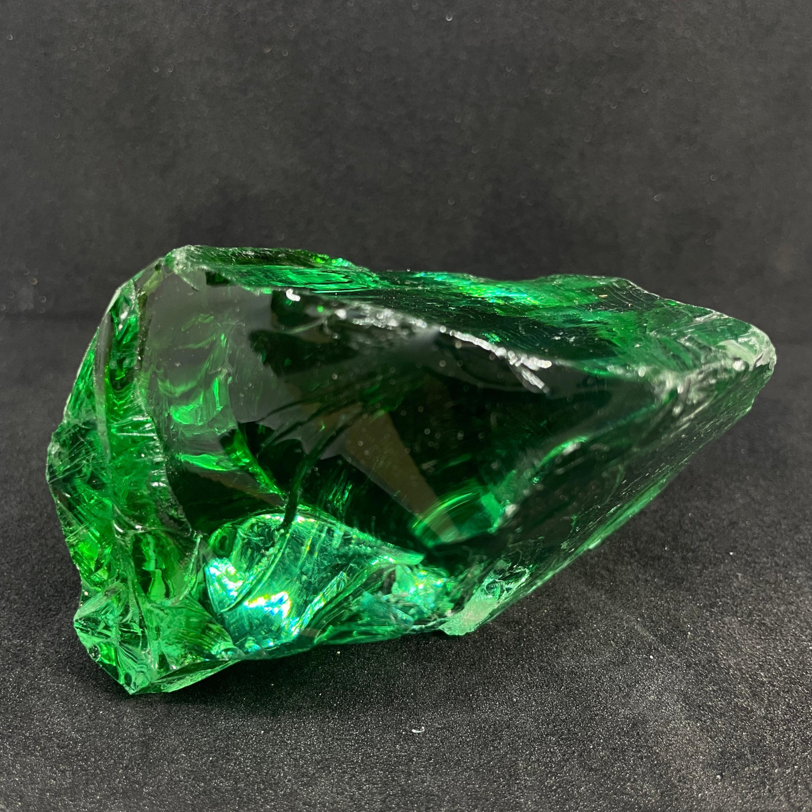 High Quality 810-950 CT Green Obsidian Crystal Rock – Healing Stone for Energy