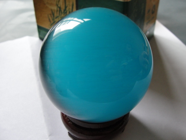 Hot Sell ASIAN QUARTZ Sky blue CAT EYE CRYSTAL BALL SPHERE 80MM + STAND AAA