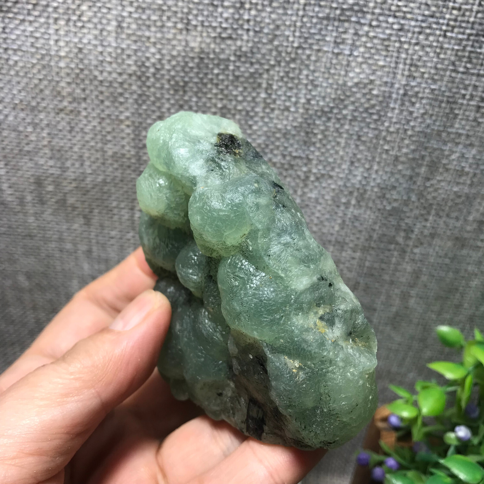 219g Natural Green chalcedony grape agate crystal specimen Indonesia 09