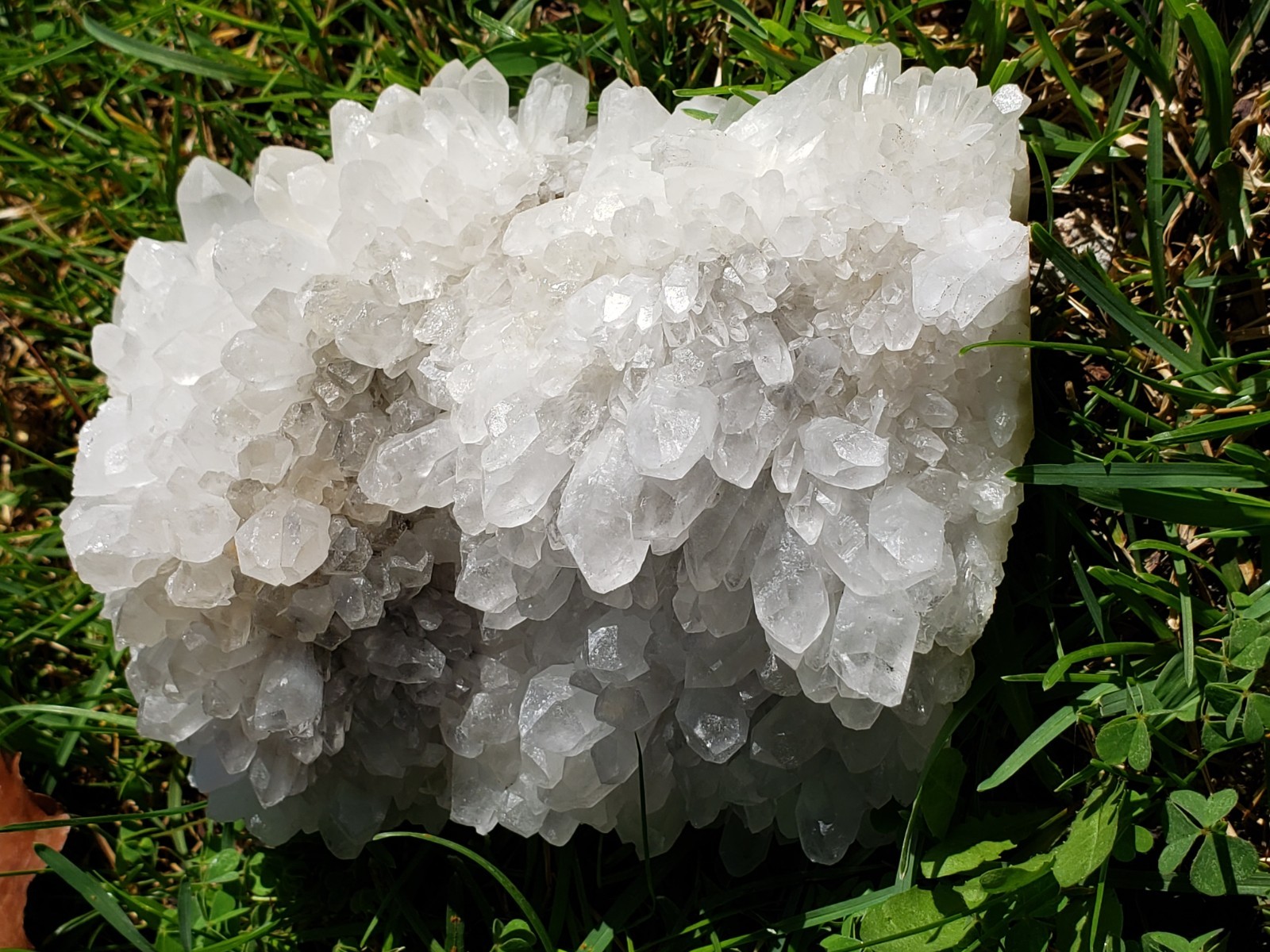 Natural White Clear Quartz Crystal Cluster Rainbow Specimen on Matrix, 1042g