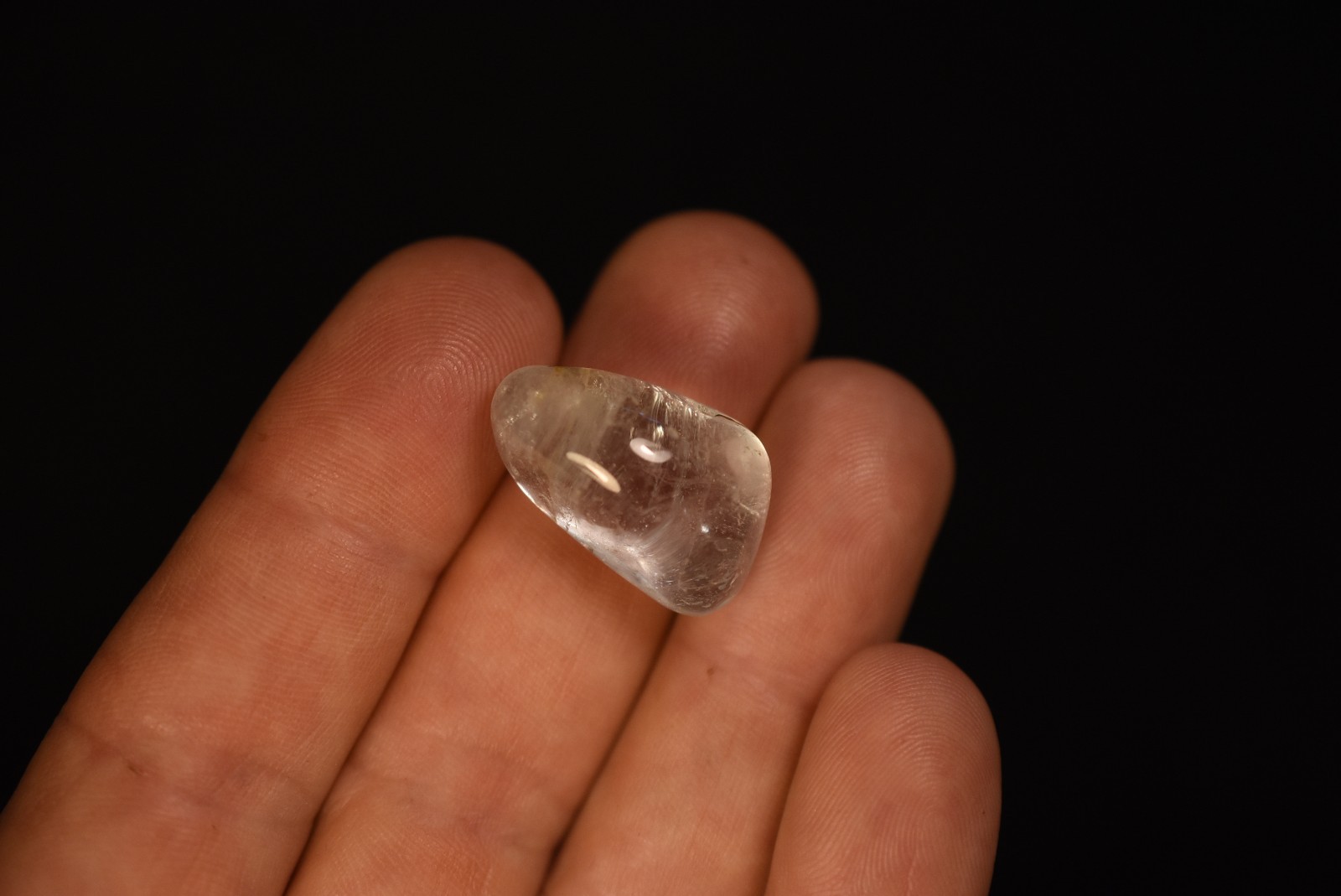 *BLUE TOPAZ* Tumbled Stone 2.4cm 7.8g Natural Clear Specimen