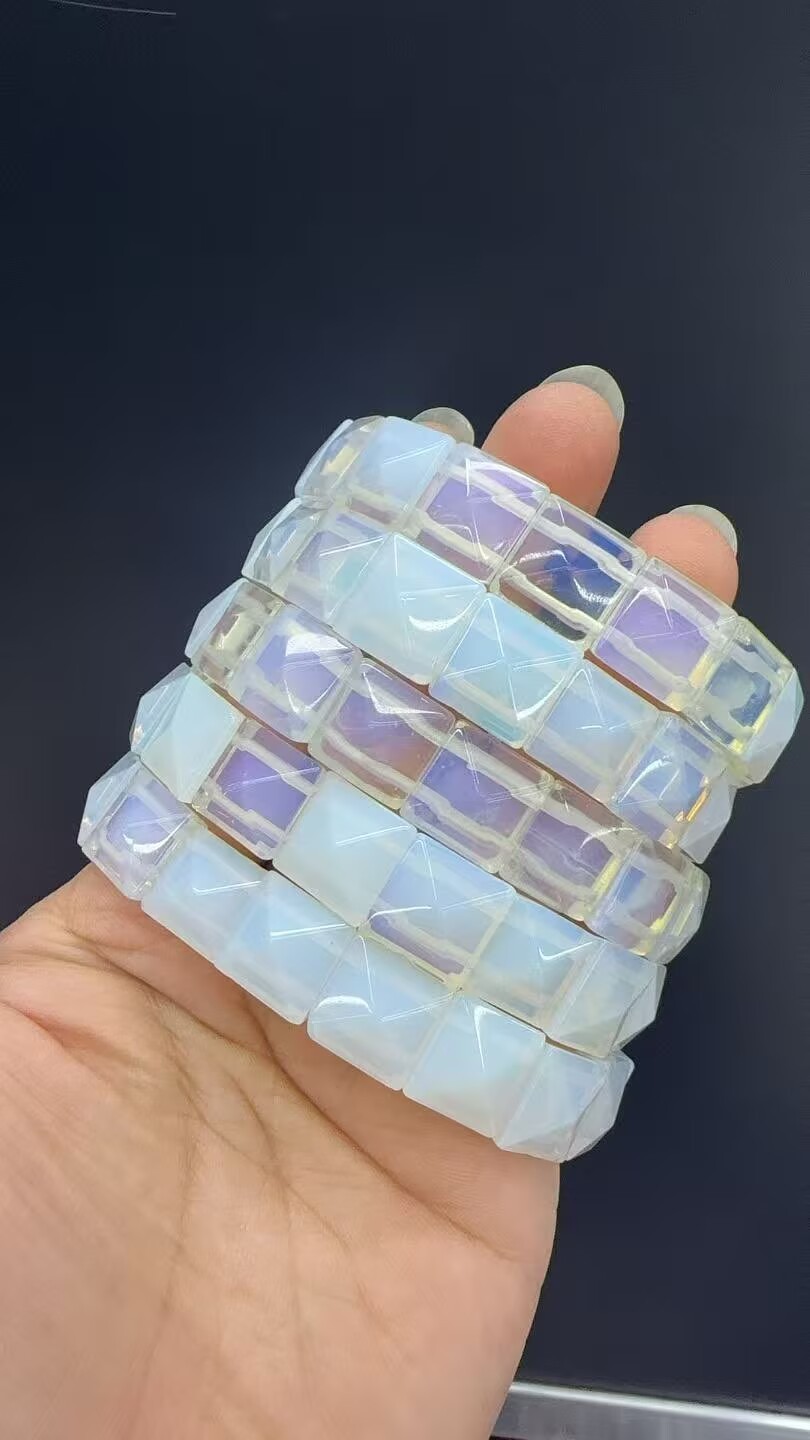 Natural stone square crystal cut angle 12 x12mm pyramid hand bracelet Healing