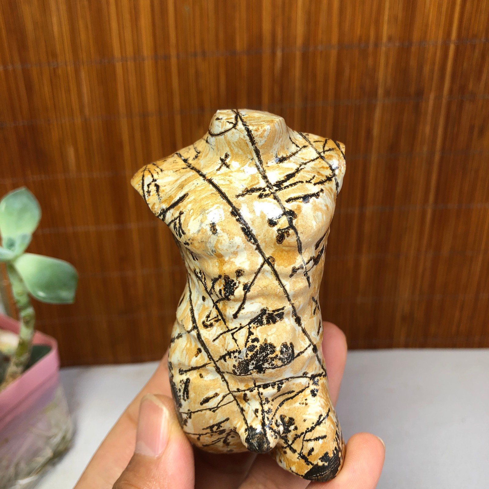 Rare Natural Traditional Chinese Painting Hand Carving male Model 166g g8407