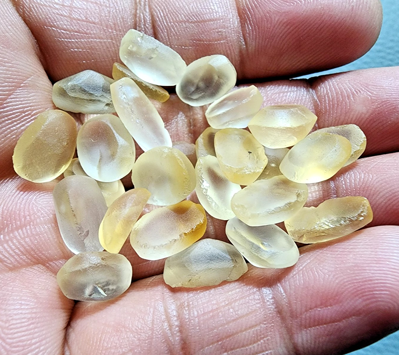 25 Pcs A+ Yellow Citrine Topaz Without Cutting, 9-13MM Faceted Cabochon Gemstone