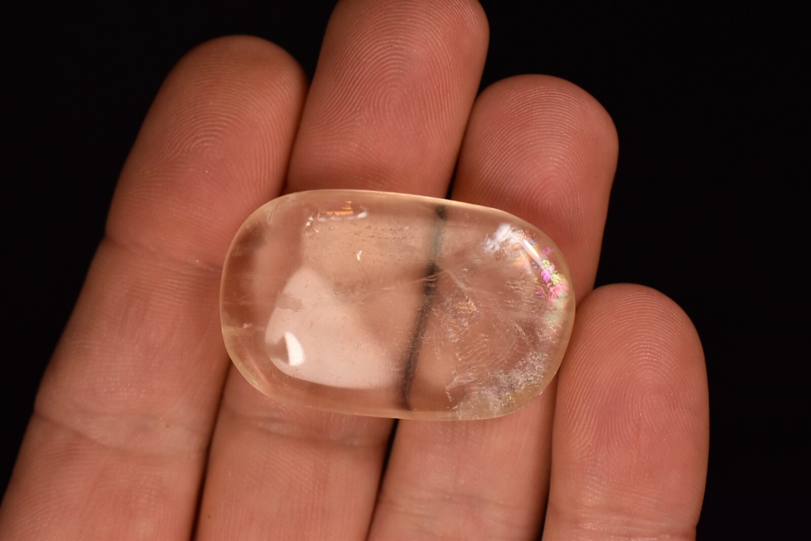 *YELLOW OPTICAL CALCITE* Palm Stone 3.8cm 14.5g Clear Flat Thumb Healing Crystal