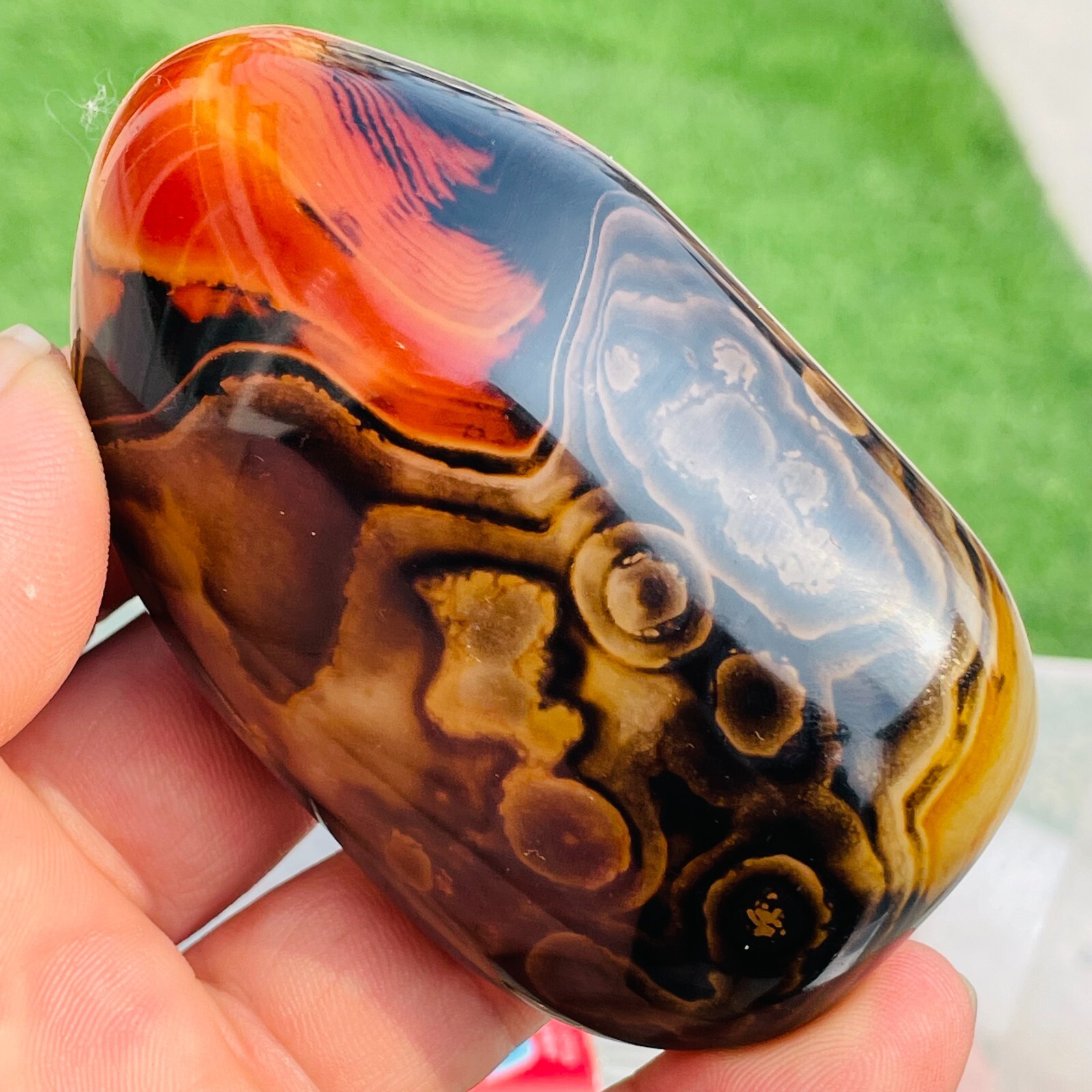 205g Natural Red Polished Silk Banded Lace Agate Crystal Palm stone Specimen