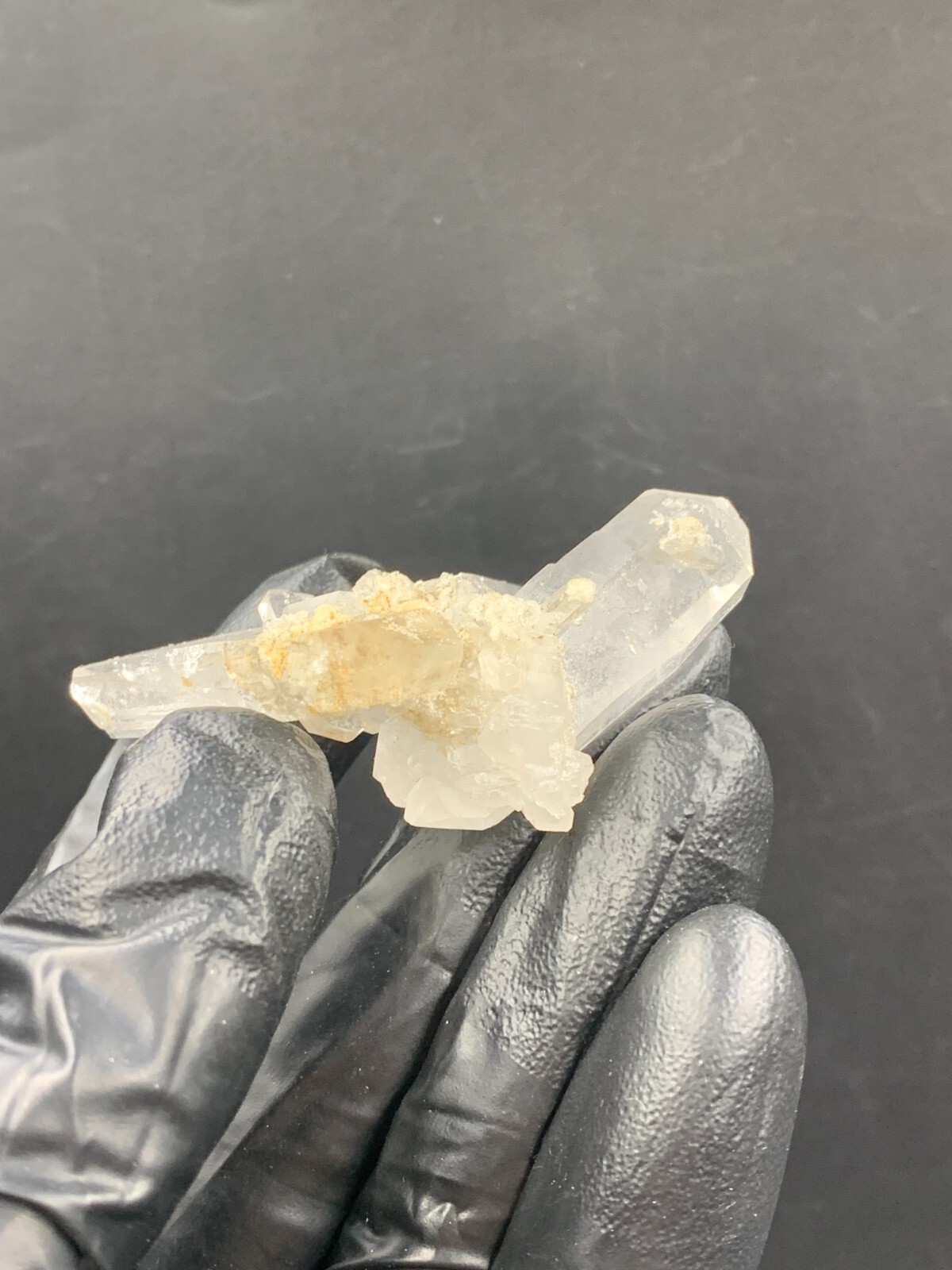 Eye Clean Faden Quartz Crystal, weight 37 grams, size 5.5*2.8*0.6 cm
