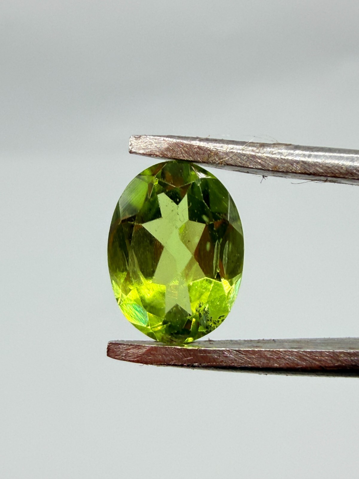 Natural-Peridot Oval Cut Loose Gemstone, Faceted Olive-Green Peridot for Jewelry